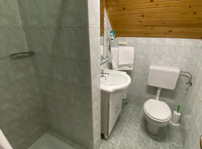 Bed & Breakfast Hisa Plansar