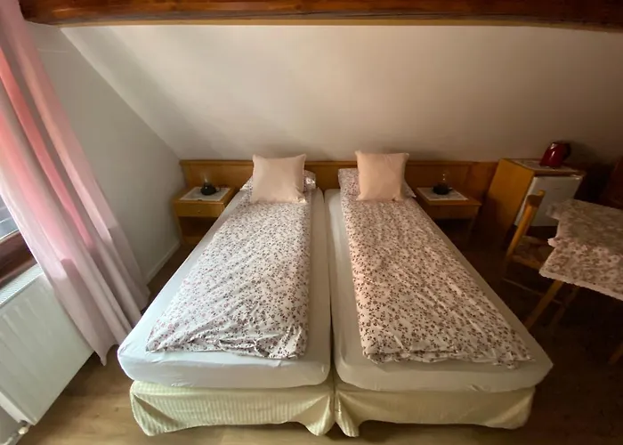 Bed & Breakfast Hisa Plansar 3*
